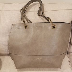 Calvin Klein reversible leather shoulder tote